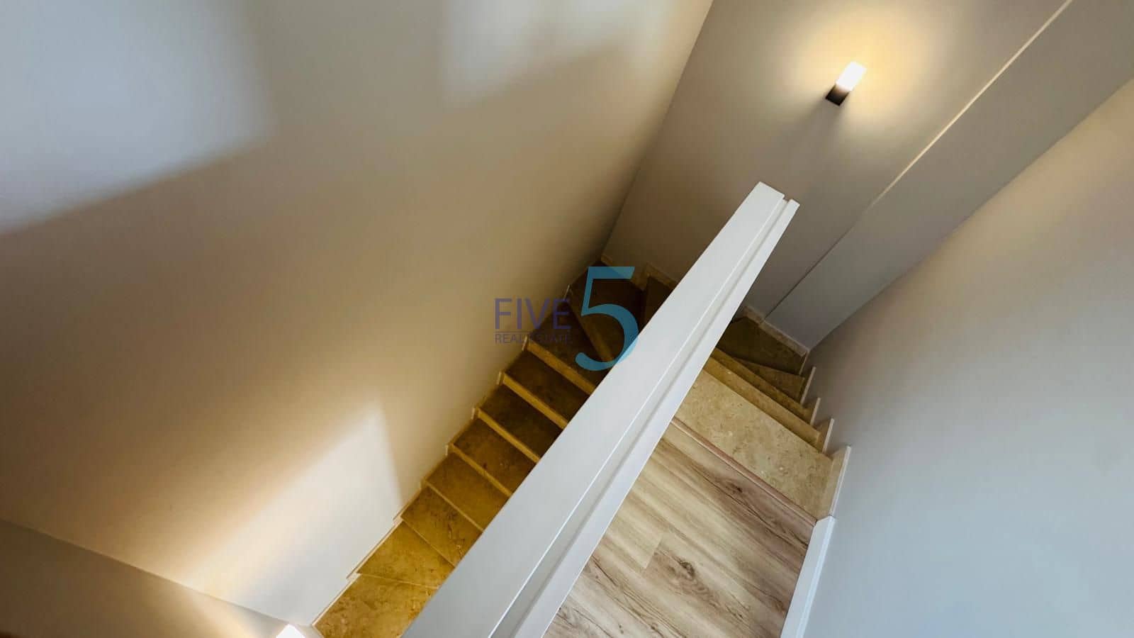 3 soveværelse Byhus til salg i Los Altos med swimmingpool - € 277.900 (Ref: 9976483)