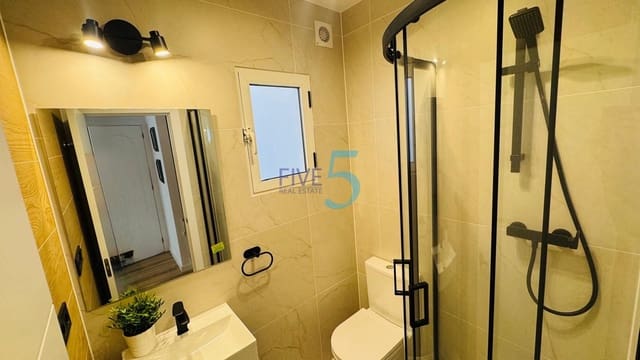 3 soveværelse Byhus til salg i Los Altos med swimmingpool - € 277.900 (Ref: 9976483)
