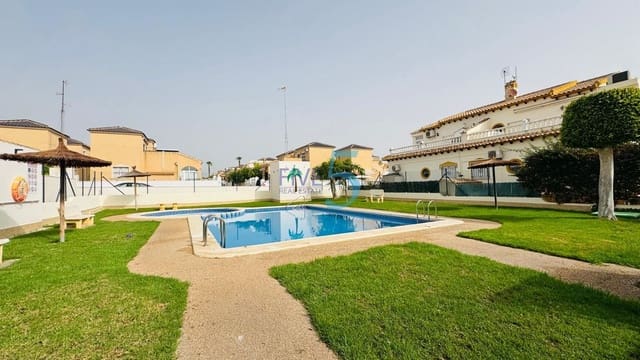 3 soveværelse Byhus til salg i Los Altos med swimmingpool - € 277.900 (Ref: 9976483)