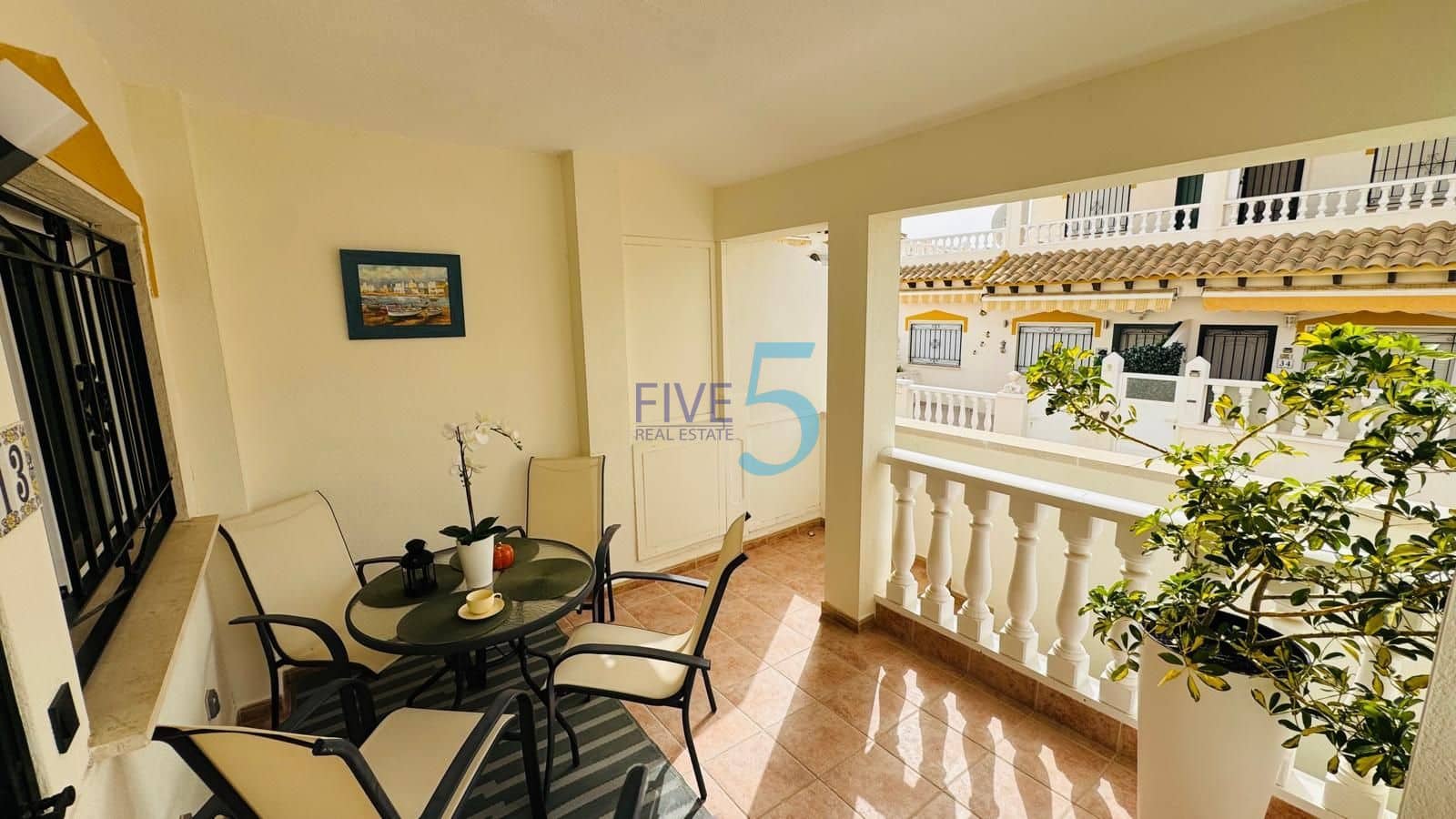 3 soveværelse Byhus til salg i Los Altos med swimmingpool - € 277.900 (Ref: 9976483)
