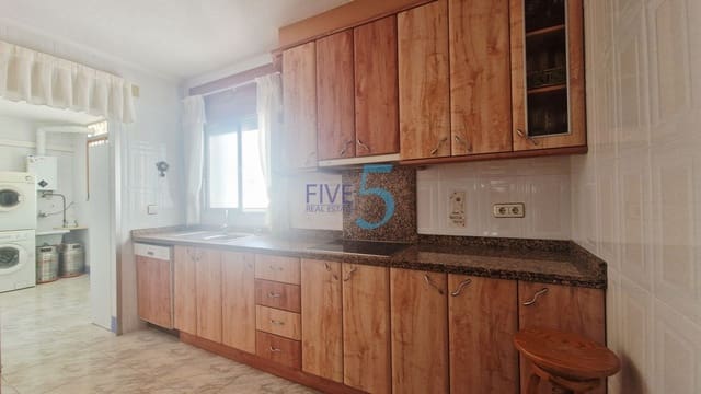 3 soveværelse Lejlighed til salg i Pilar de la Horadada med garage - € 165.000 (Ref: 9977936)