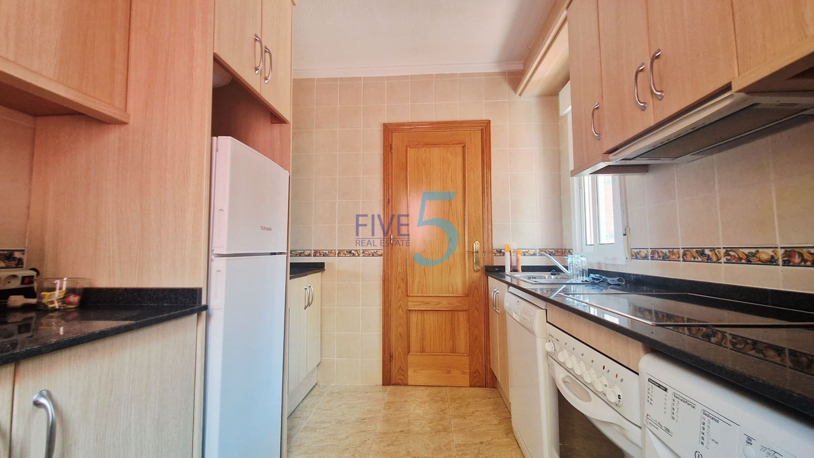 3 chambre Maison de Ville à vendre à El Carmoli avec piscine garage - 299 995 € (Ref: 9977937)