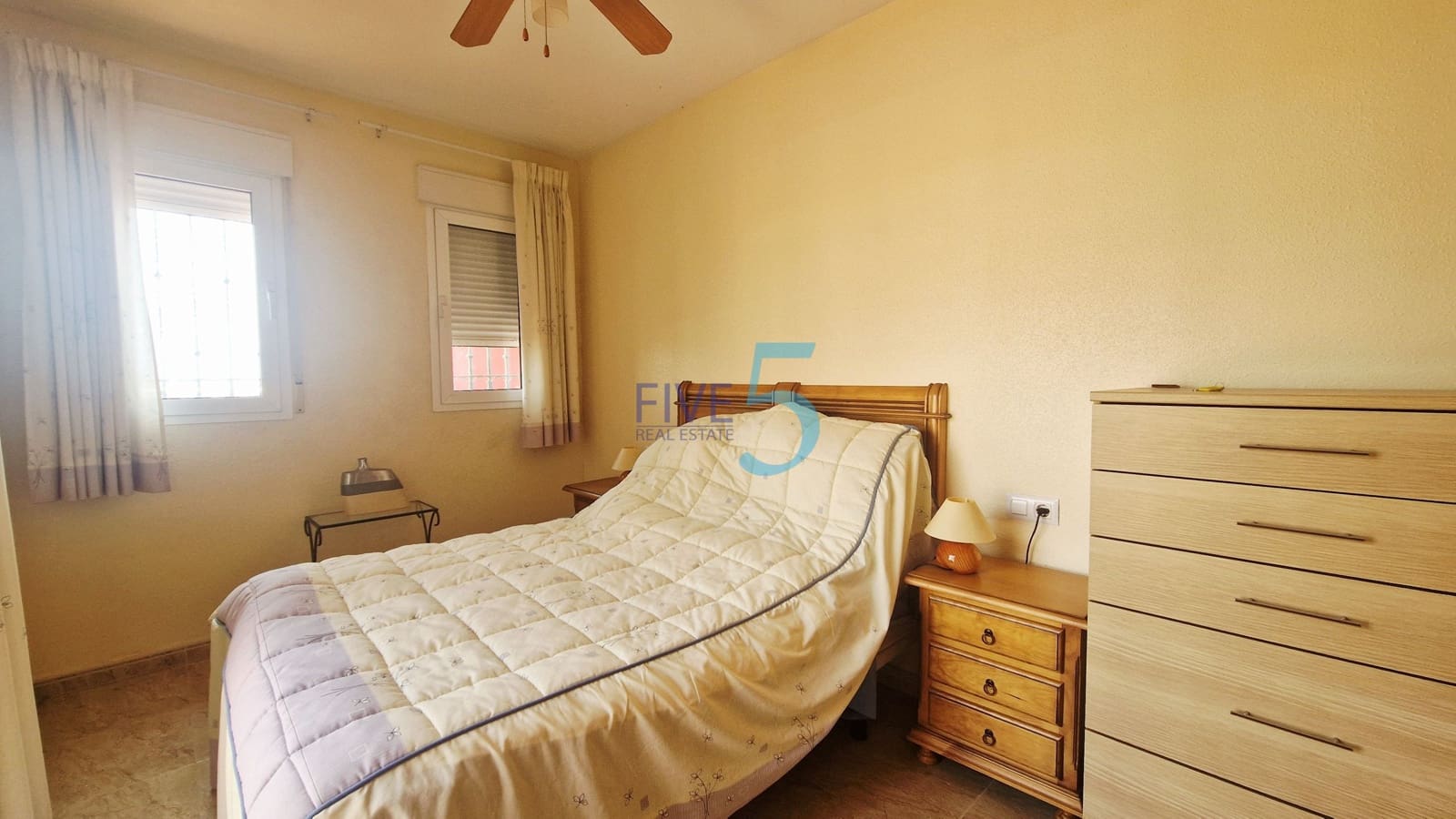 3 chambre Maison de Ville à vendre à El Carmoli avec piscine garage - 299 995 € (Ref: 9977937)