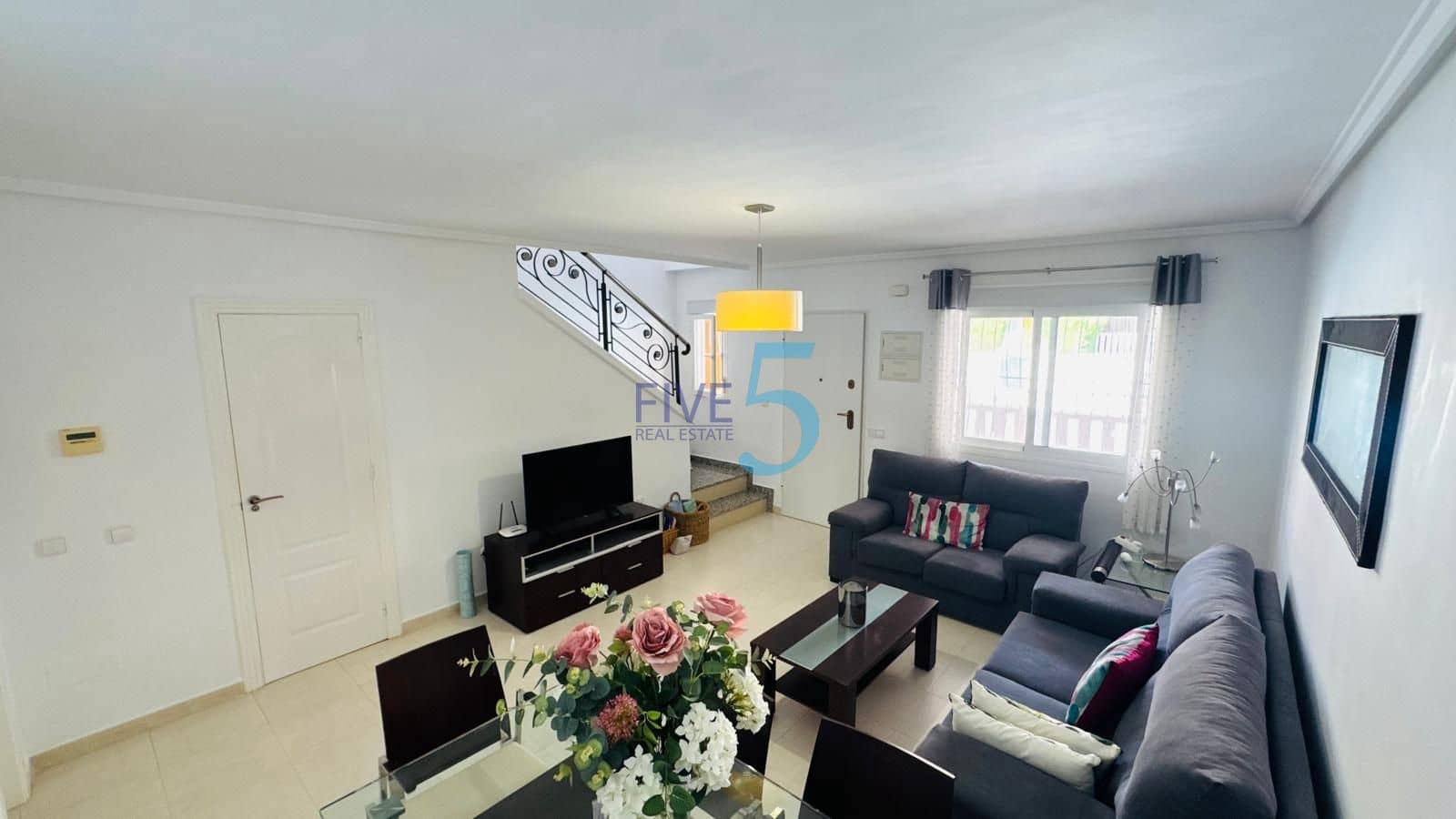 3 soveværelse Byhus til salg i Ciudad Quesada med swimmingpool garage - € 229.900 (Ref: 9977990)