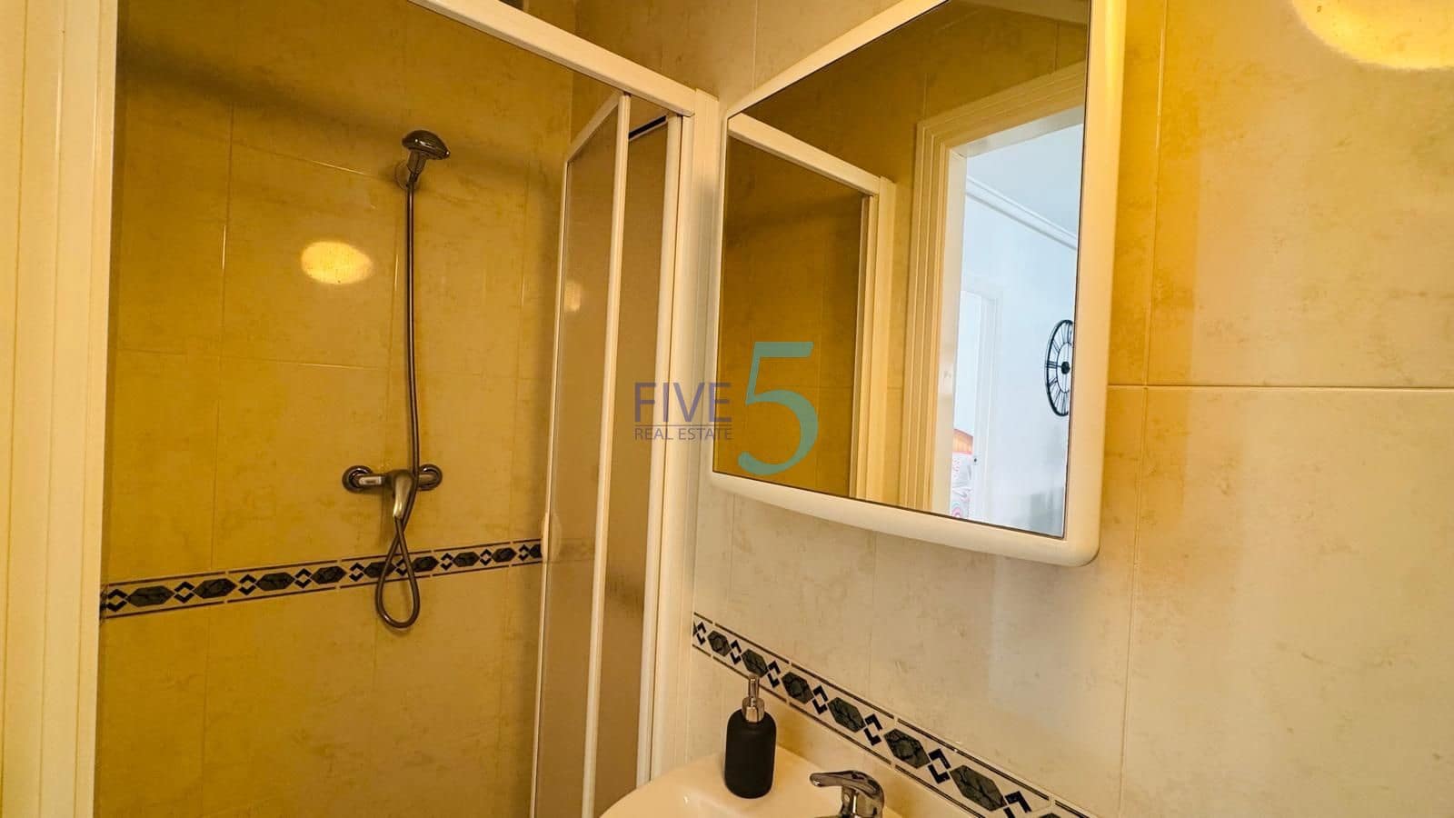 3 soveværelse Byhus til salg i Ciudad Quesada med swimmingpool garage - € 229.900 (Ref: 9977990)