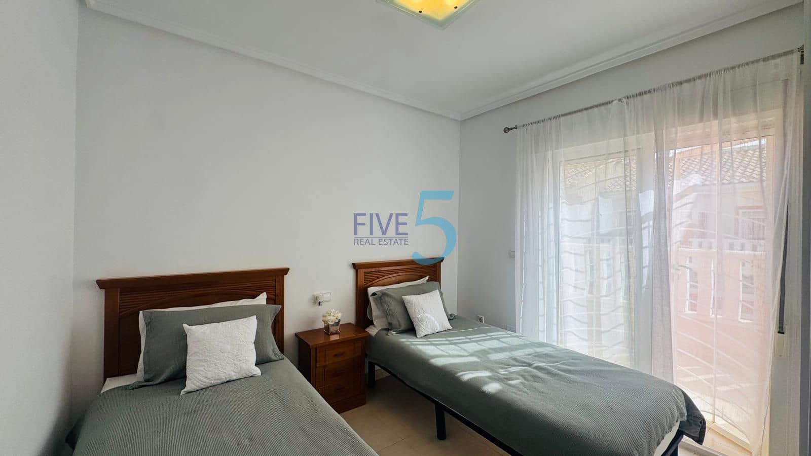 3 soveværelse Byhus til salg i Ciudad Quesada med swimmingpool garage - € 229.900 (Ref: 9977990)