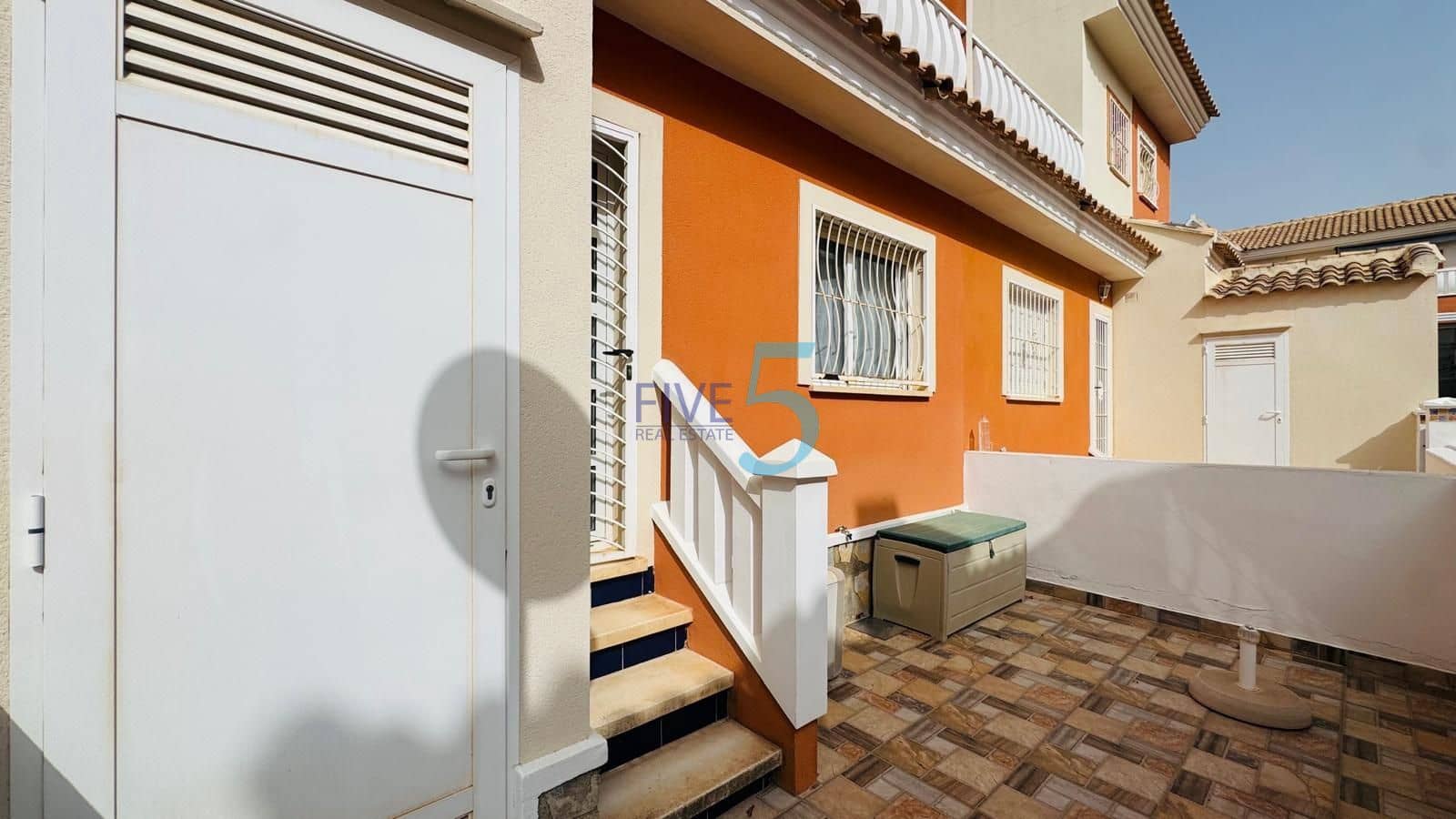 3 soveværelse Byhus til salg i Ciudad Quesada med swimmingpool garage - € 229.900 (Ref: 9977990)