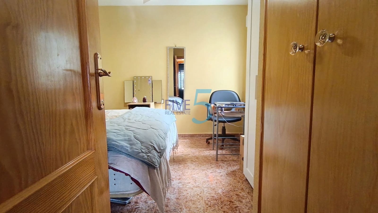 2 soverom Leilighet til salgs i Vistabella med svømmebasseng garasje - € 135 000 (Ref: 9979282)