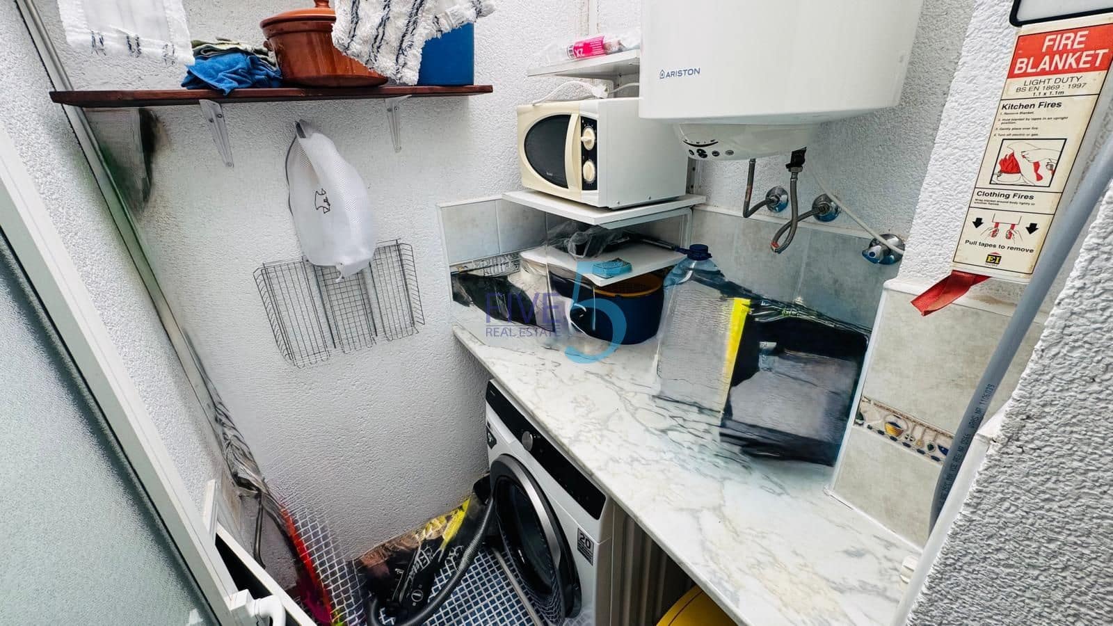 2 soveværelse Byhus til salg i Torrevieja med swimmingpool - € 215.000 (Ref: 9981415)