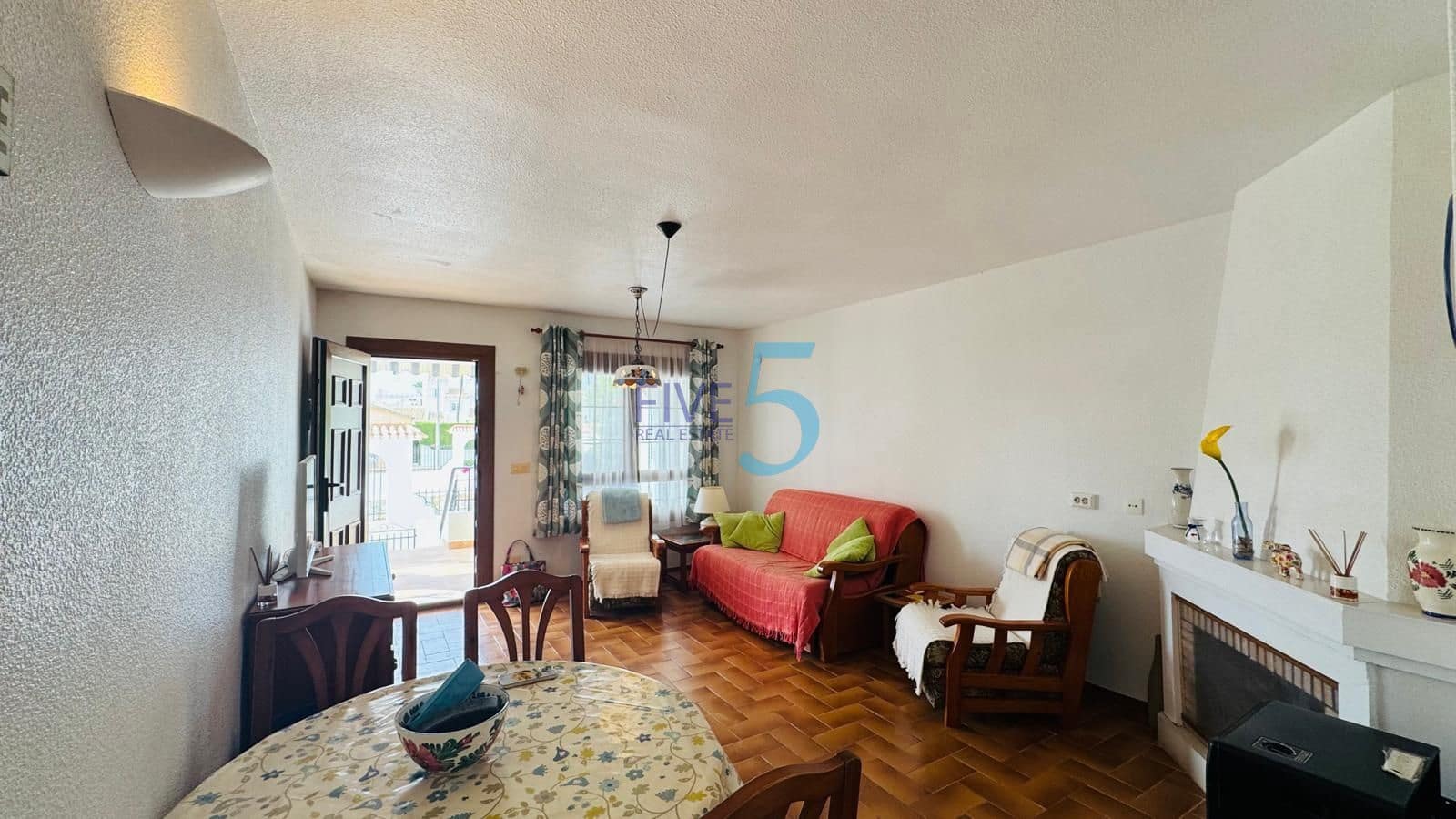 2 soverom Leilighet til salgs i Villamartin med svømmebasseng - € 195 000 (Ref: 9981416)