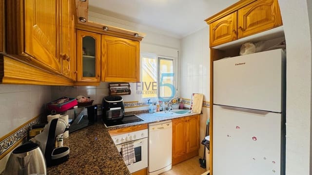 Apartamento de 2 habitaciones en Villamartin, Orihuela en venta con piscina garaje - 159.999 € (Ref: 9981710)