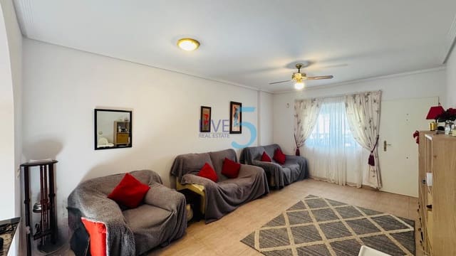 Apartamento de 2 habitaciones en Villamartin, Orihuela en venta con piscina garaje - 159.999 € (Ref: 9981710)