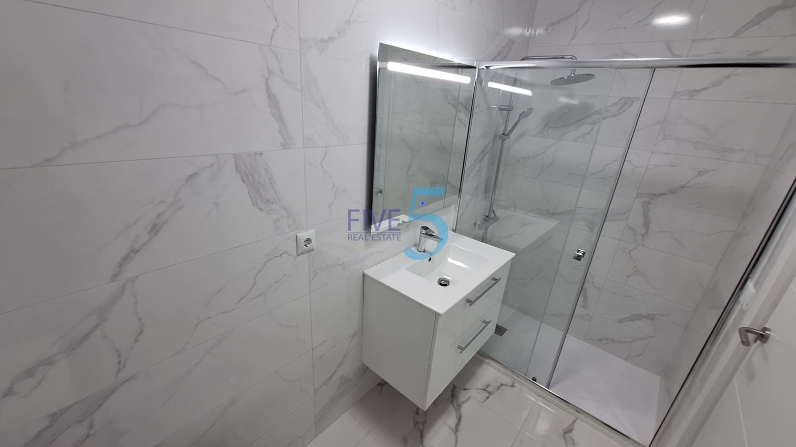 3 bedroom Apartment for sale in Rojales - € 139,000 (Ref: 9981711)