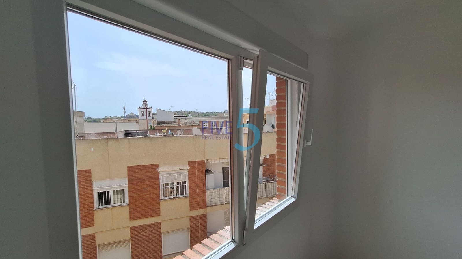 3 bedroom Apartment for sale in Rojales - € 139,000 (Ref: 9981711)
