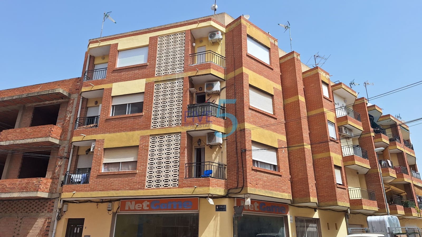 3 bedroom Apartment for sale in Rojales - € 139,000 (Ref: 9981711)