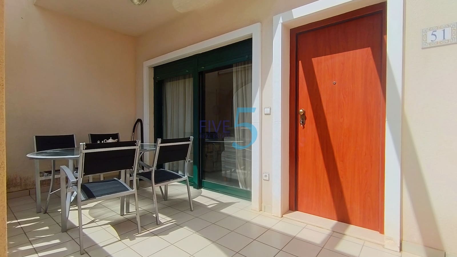 3 soveværelse Byhus til salg i Ciudad Quesada med swimmingpool garage - € 335.000 (Ref: 9984023)