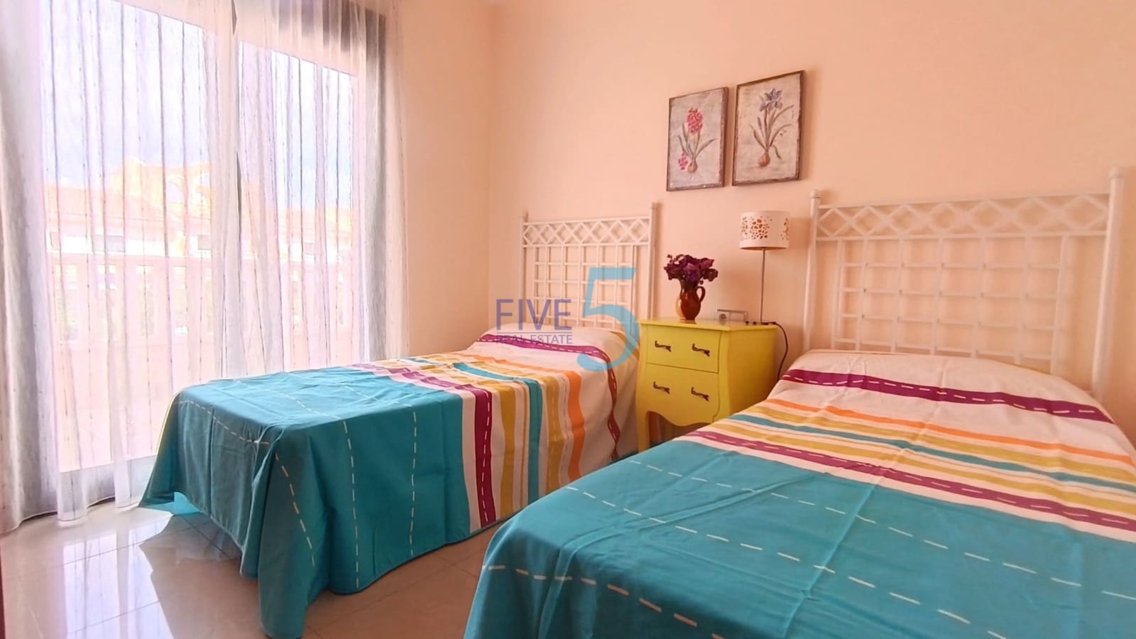 3 slaapkamer Villa te koop in Ciudad Quesada met zwembad garage - € 335.000 (Ref: 9984024)