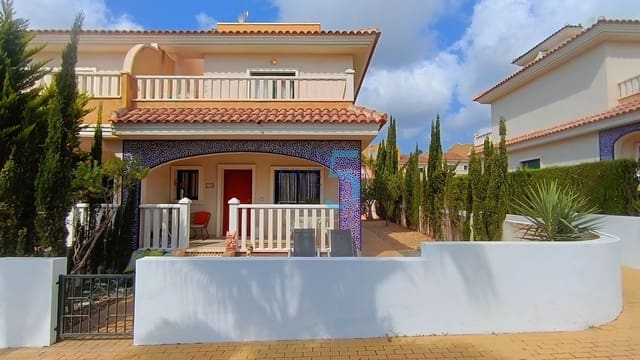 3 slaapkamer Villa te koop in Ciudad Quesada, Rojales met zwembad garage - € 335.000 (Ref: 9984024)