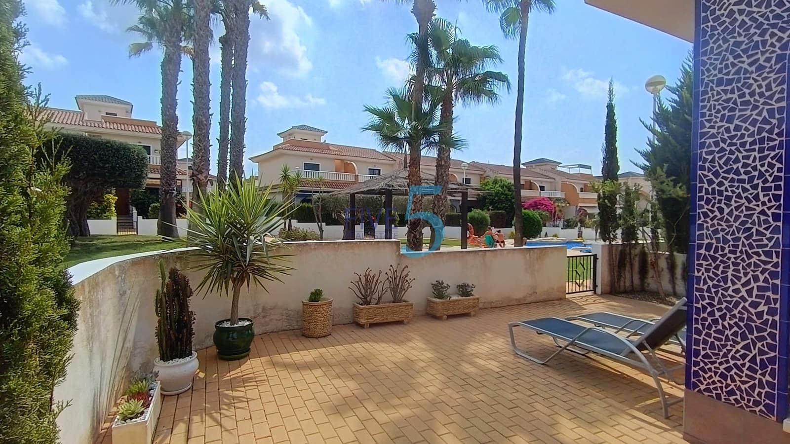 3 slaapkamer Villa te koop in Ciudad Quesada met zwembad garage - € 335.000 (Ref: 9984024)