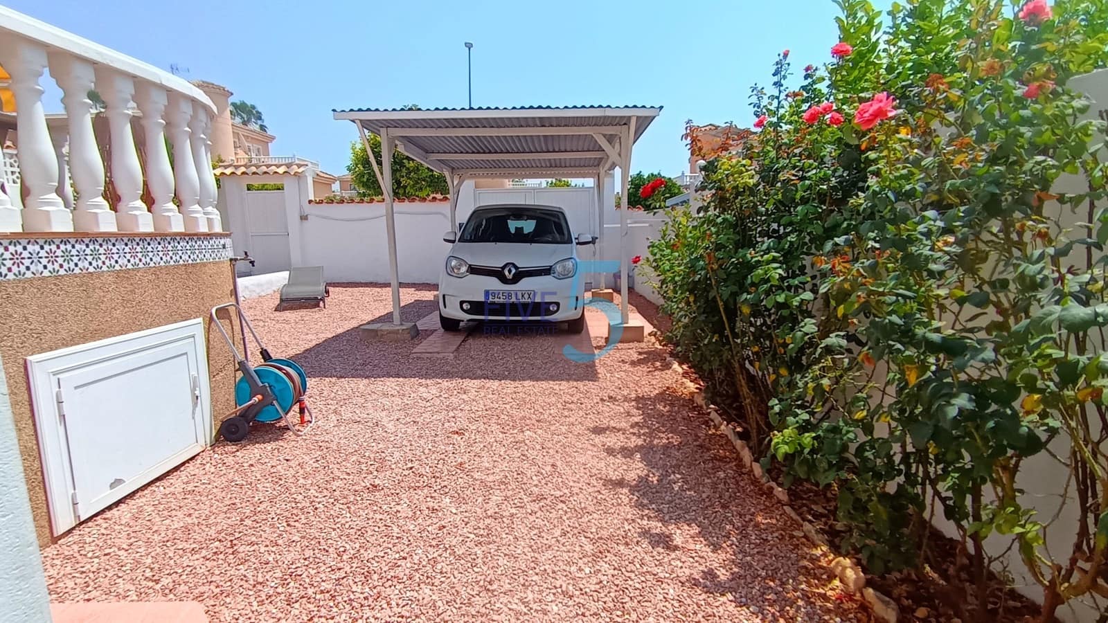 3 bedroom Bungalow for sale in San Fulgencio with pool - € 185,000 (Ref: 9984152)