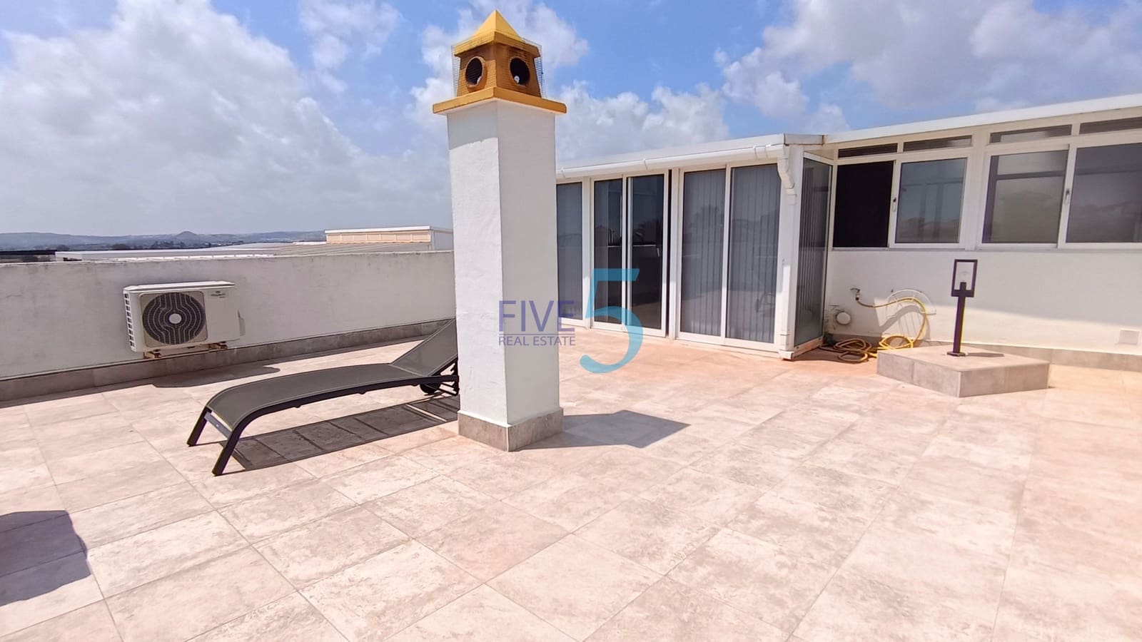 3 bedroom Bungalow for sale in San Fulgencio with pool - € 185,000 (Ref: 9984152)