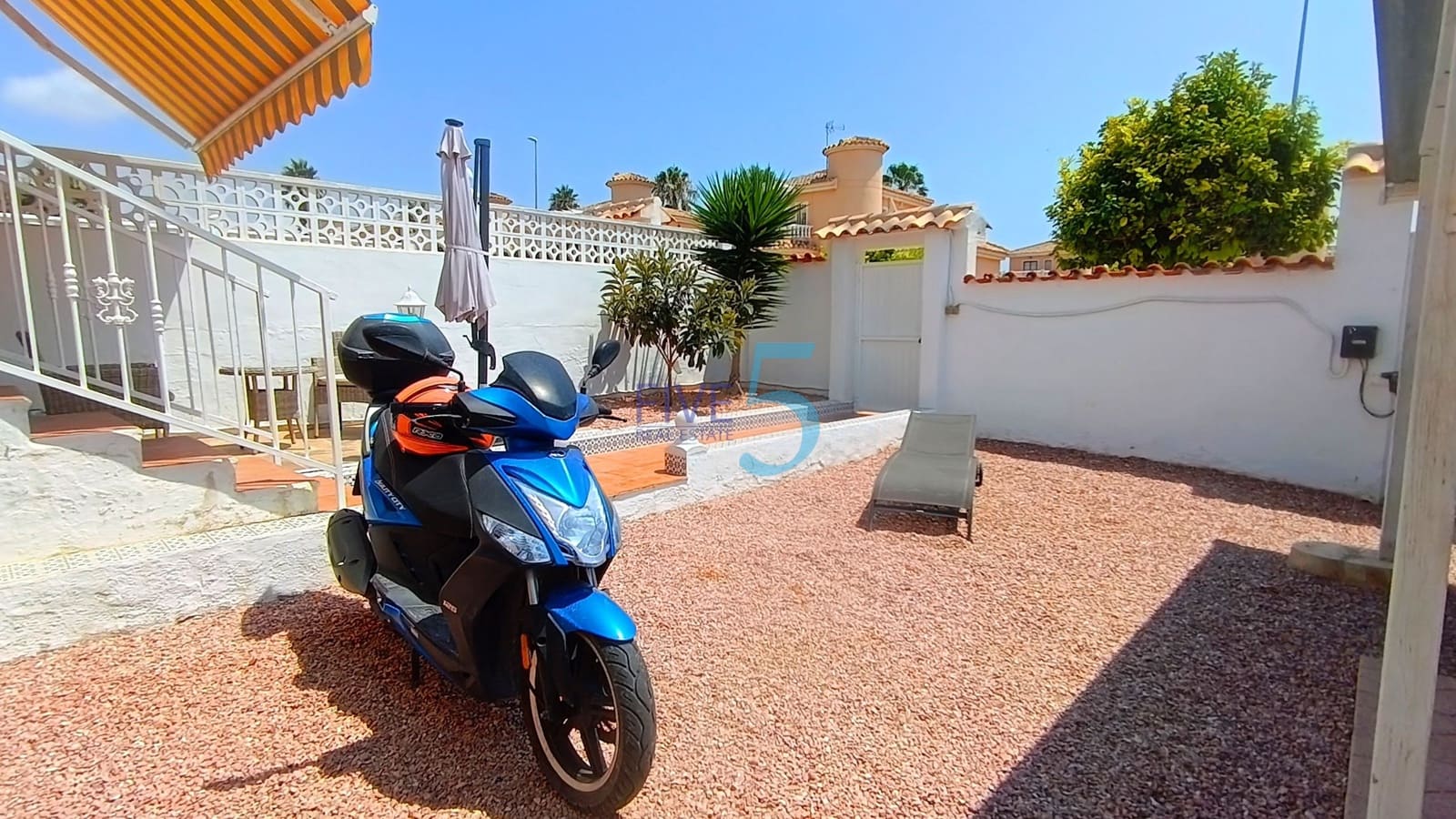 3 bedroom Bungalow for sale in San Fulgencio with pool - € 185,000 (Ref: 9984152)