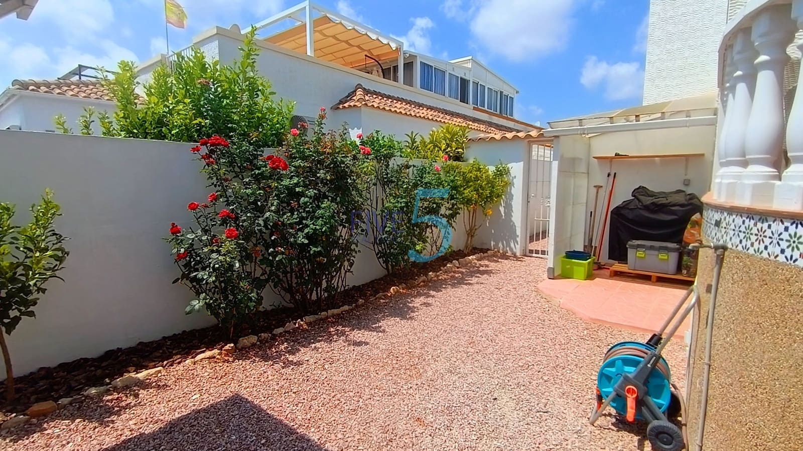 3 bedroom Bungalow for sale in San Fulgencio with pool - € 185,000 (Ref: 9984152)