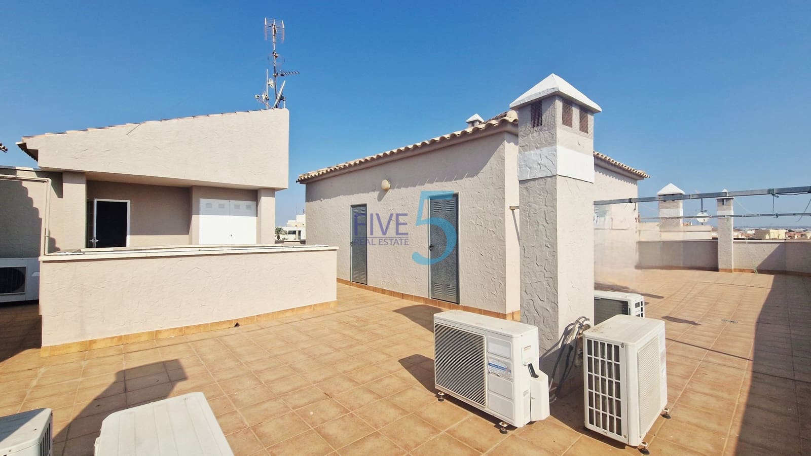 Apartamento de 3 habitaciones en San Pedro del Pinatar en venta con garaje - 165.000 € (Ref: 9984153)