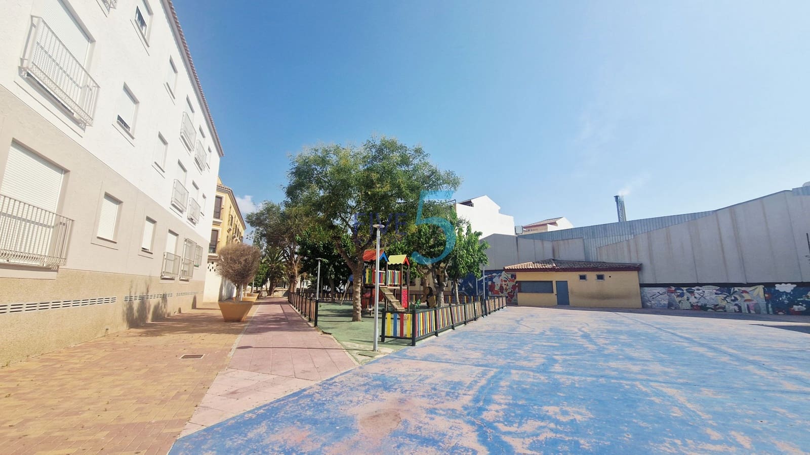Apartamento de 3 habitaciones en San Pedro del Pinatar en venta con garaje - 165.000 € (Ref: 9984153)