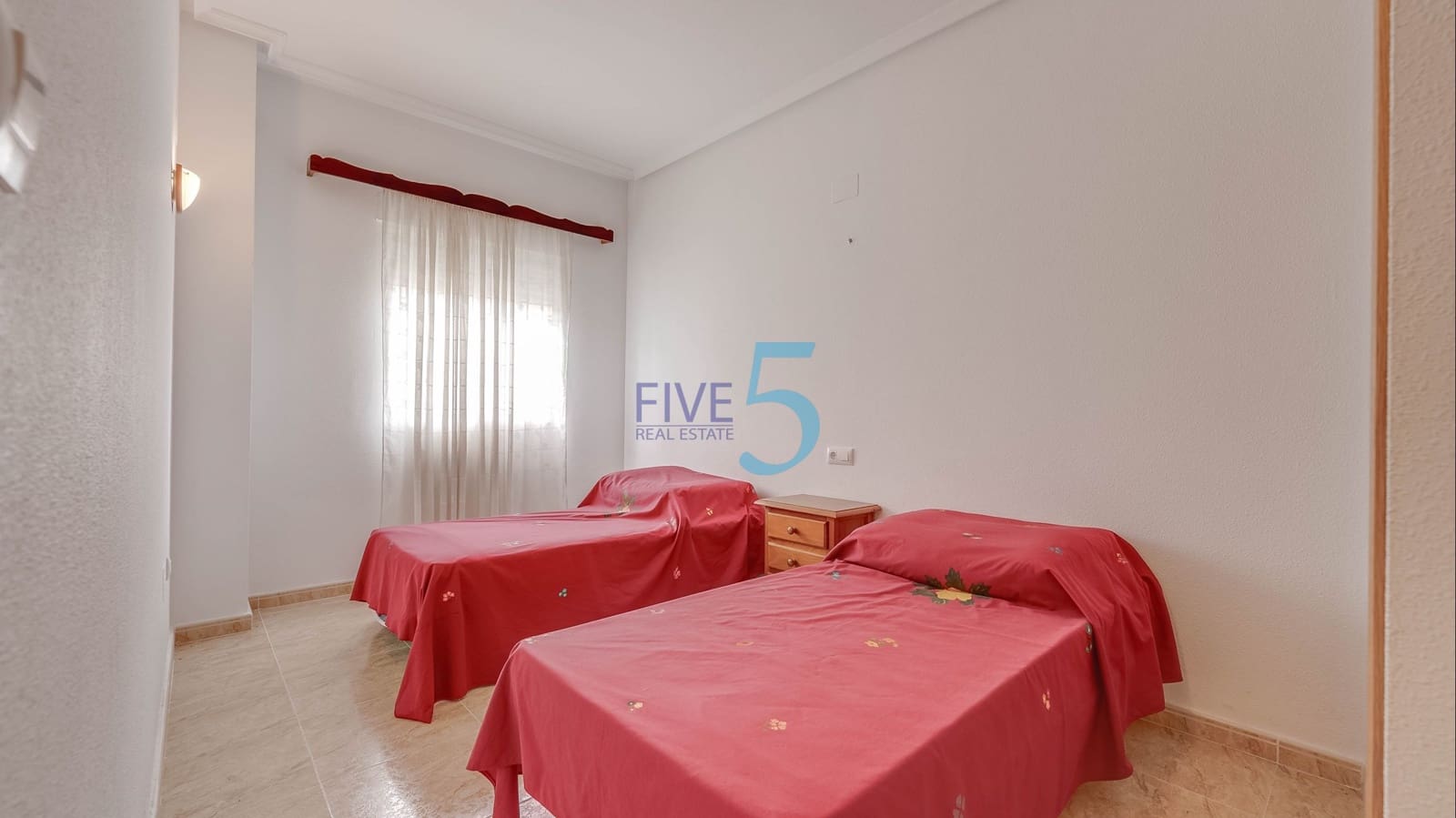 Apartamento de 3 habitaciones en San Pedro del Pinatar en venta con garaje - 165.000 € (Ref: 9984153)