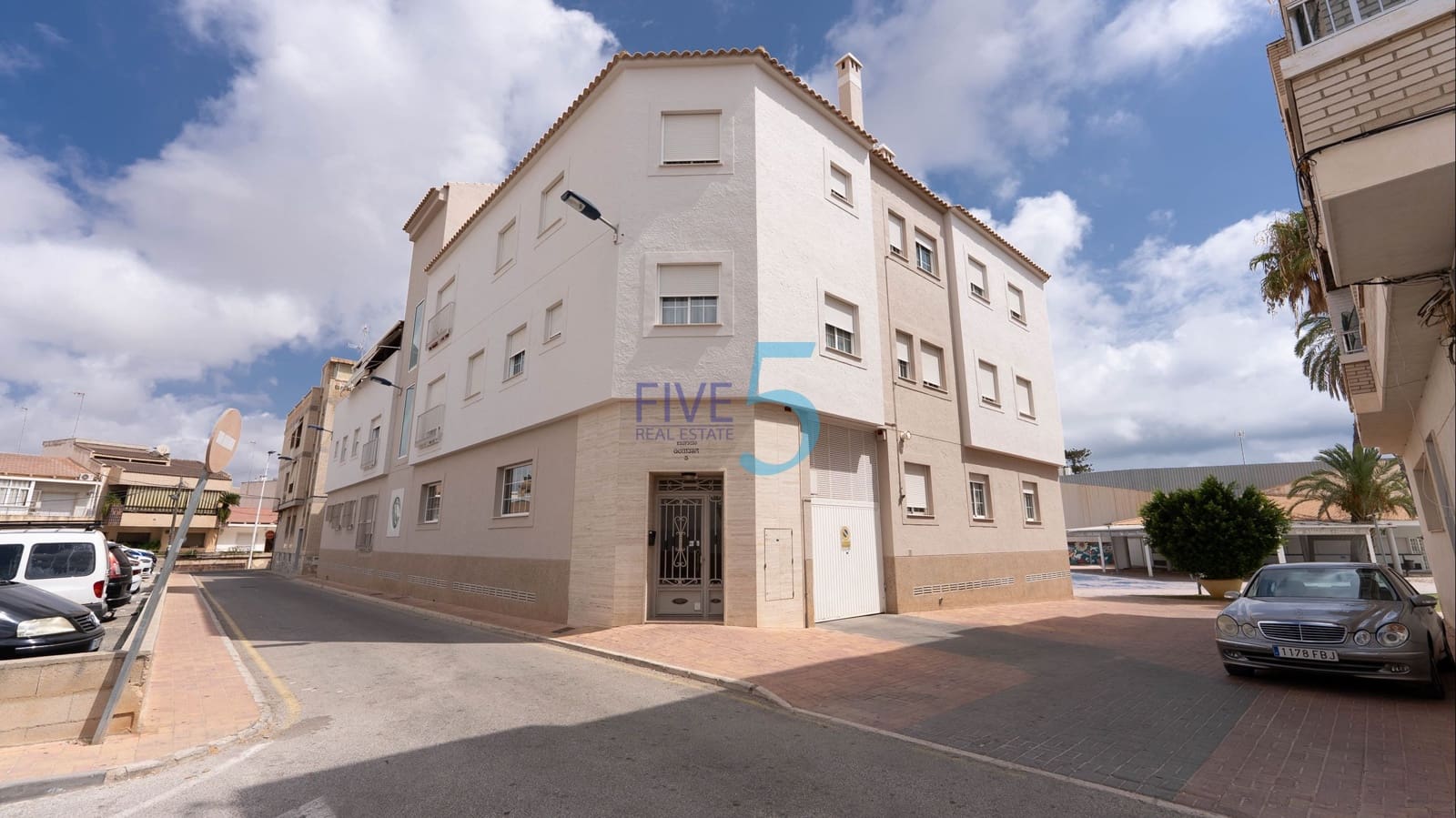 Apartamento de 3 habitaciones en San Pedro del Pinatar en venta con garaje - 165.000 € (Ref: 9984153)
