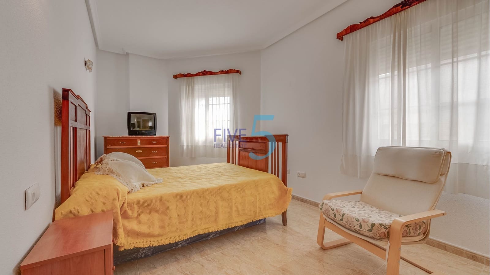 Apartamento de 3 habitaciones en San Pedro del Pinatar en venta con garaje - 165.000 € (Ref: 9984153)