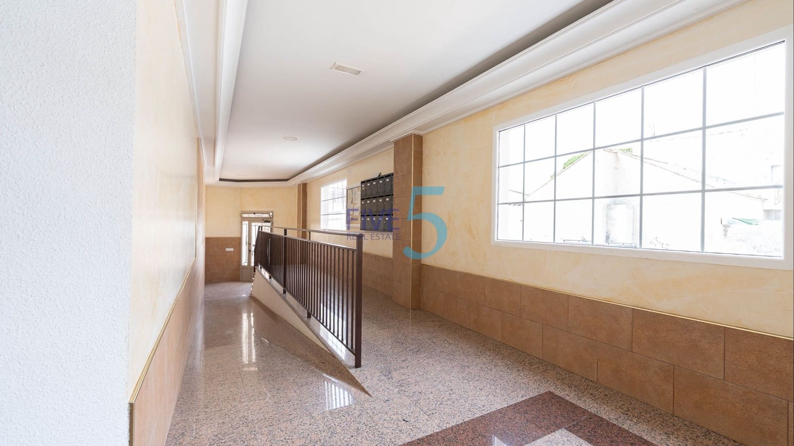 Apartamento de 3 habitaciones en San Pedro del Pinatar en venta con garaje - 165.000 € (Ref: 9984153)