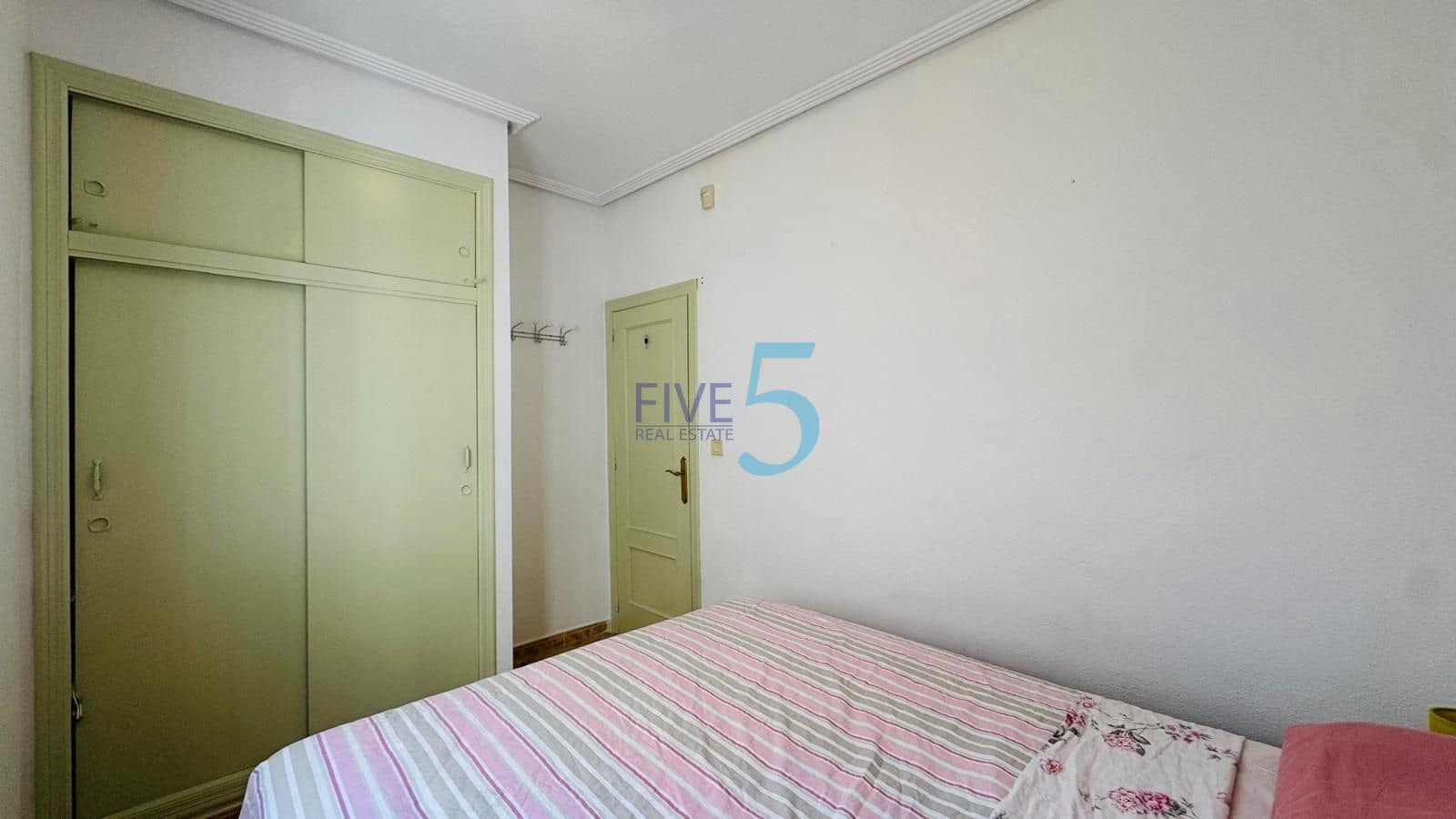 3 soverom Villa til salgs i Los Altos med svømmebasseng garasje - € 250 000 (Ref: 9985848)