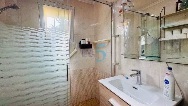 3 soverom Villa til salgs i Los Altos med svømmebasseng garasje - € 250 000 (Ref: 9985848)