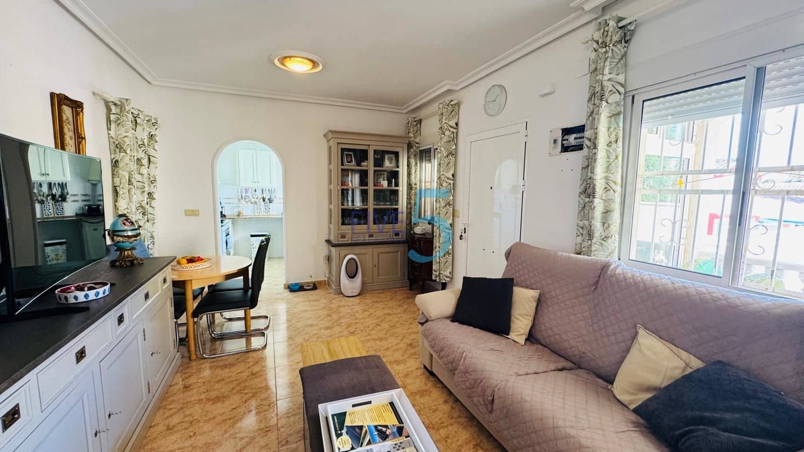 3 soverom Villa til salgs i Los Altos med svømmebasseng garasje - € 250 000 (Ref: 9985848)