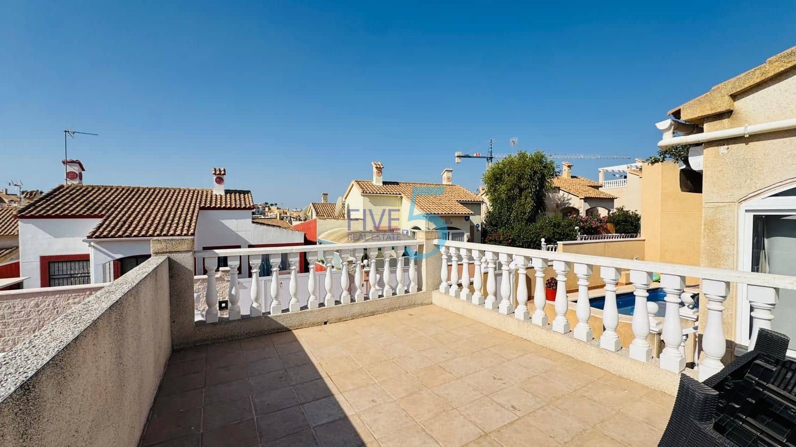 3 soverom Villa til salgs i Los Altos med svømmebasseng garasje - € 250 000 (Ref: 9985848)