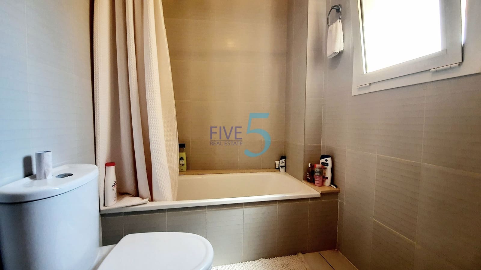 Apartamento de 3 habitaciones en La Tercia en venta con piscina garaje - 127.500 € (Ref: 9985914)