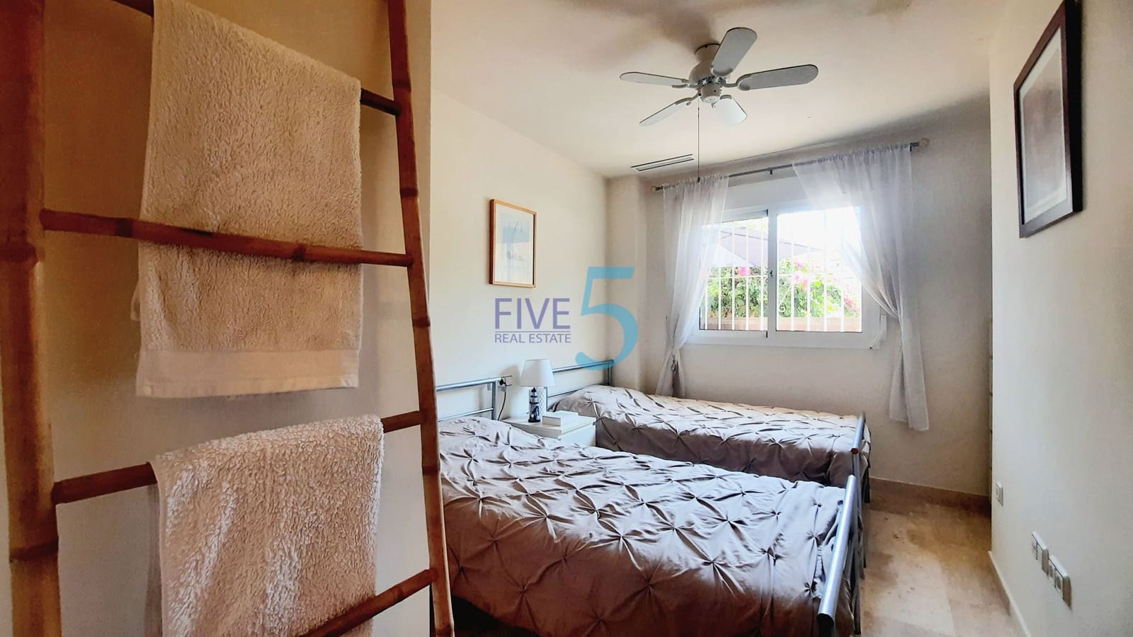 Apartamento de 3 habitaciones en La Tercia en venta con piscina garaje - 127.500 € (Ref: 9985914)