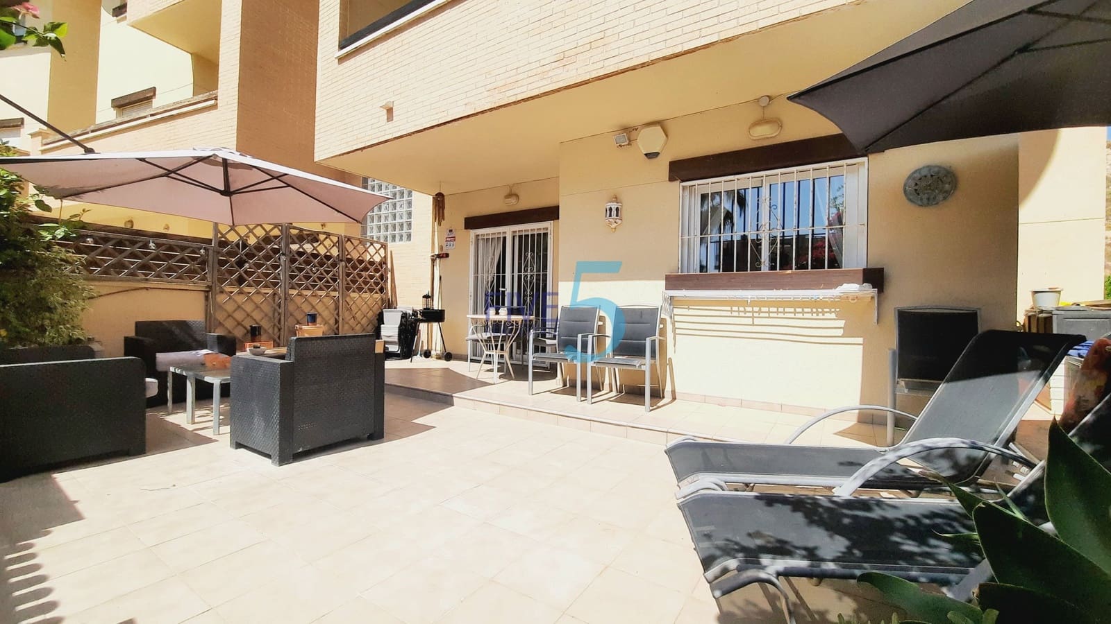 Apartamento de 3 habitaciones en La Tercia en venta con piscina garaje - 127.500 € (Ref: 9985914)