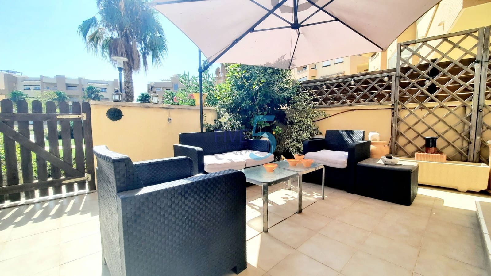 Apartamento de 3 habitaciones en La Tercia en venta con piscina garaje - 127.500 € (Ref: 9985914)