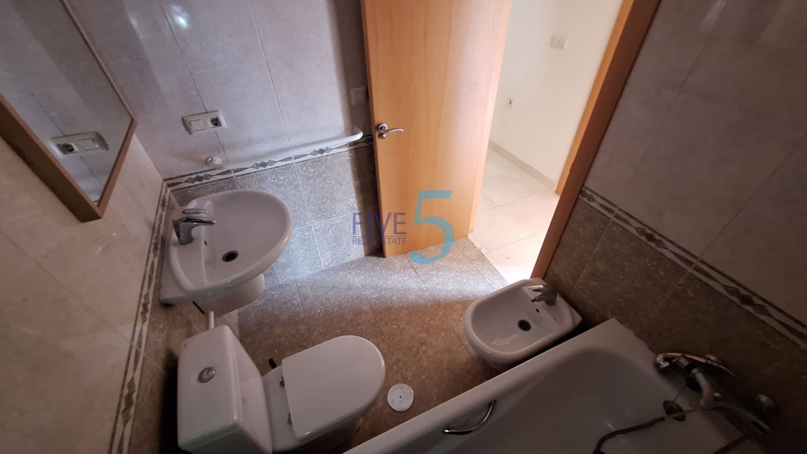 3 sovrum Semi-fristående Villa till salu i Villamartin med pool - 297 000 € (Ref: 9987180)