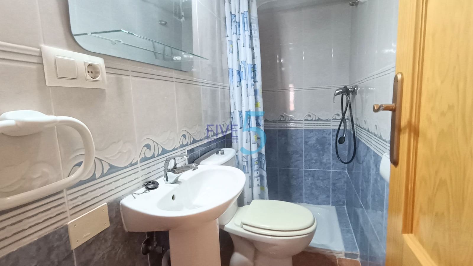 Casa de 3 habitaciones en Vistabella en venta con piscina - 189.995 € (Ref: 9989301)
