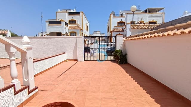 Casa de 3 habitaciones en Vistabella, Orihuela en venta con piscina - 189.995 € (Ref: 9989301)