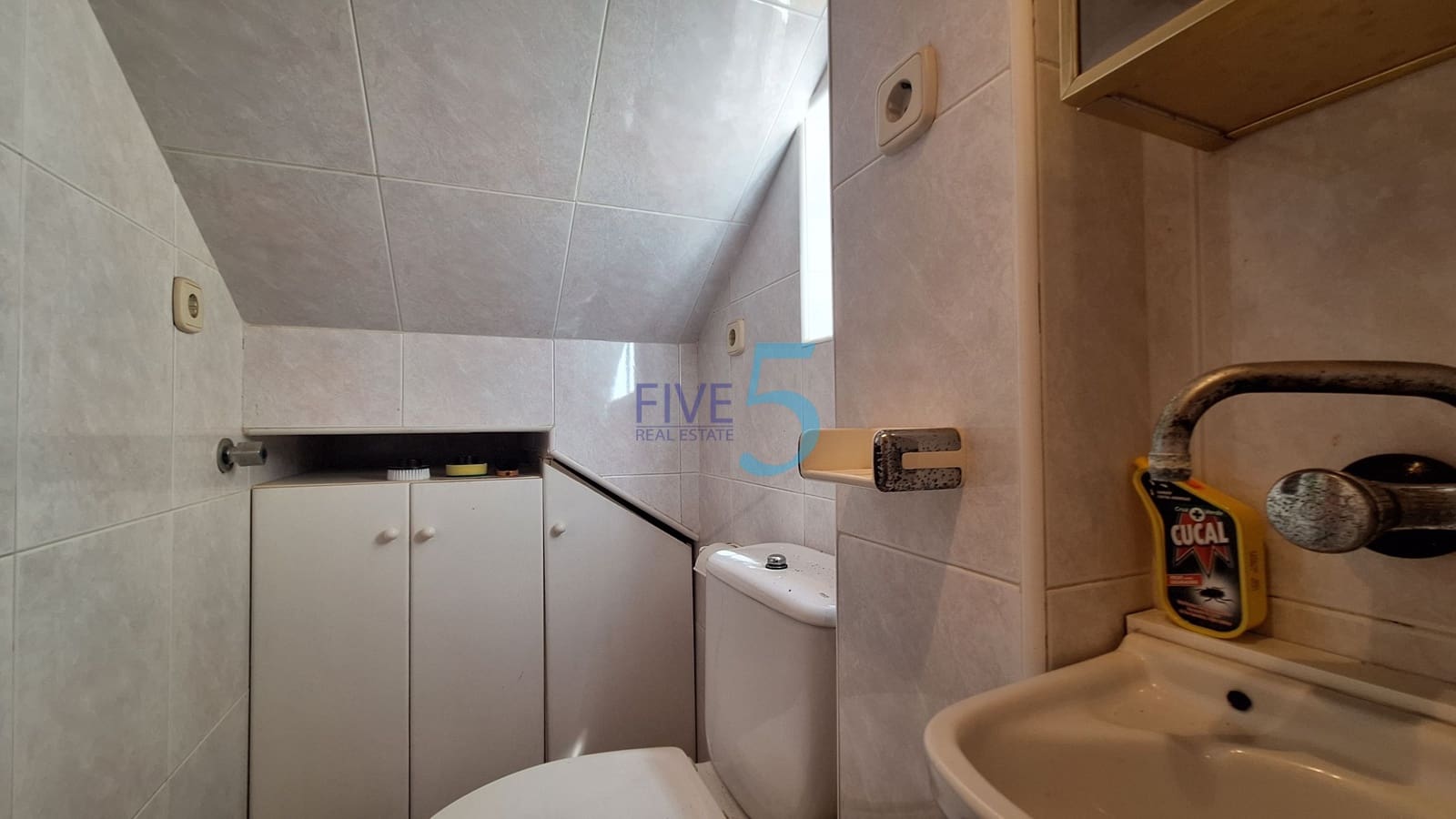 Casa de 4 habitaciones en San Miguel de Salinas en venta - 138.000 € (Ref: 9989492)