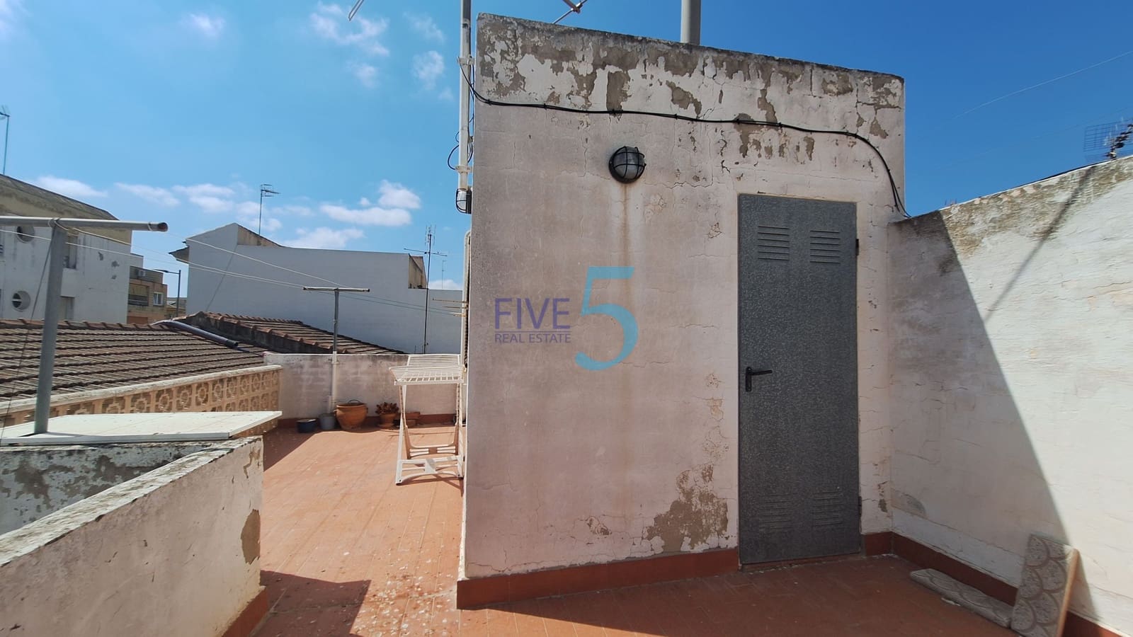 Casa de 4 habitaciones en San Miguel de Salinas en venta - 138.000 € (Ref: 9989492)