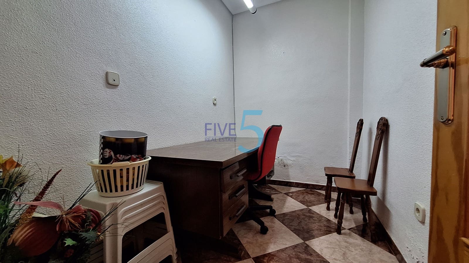 Casa de 4 habitaciones en San Miguel de Salinas en venta - 138.000 € (Ref: 9989492)