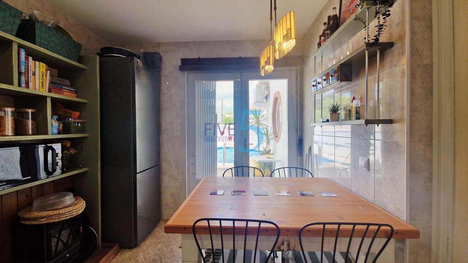 3 soverom Villa til salgs i Estrella de Mar med svømmebasseng garasje - € 298 000 (Ref: 9989493)