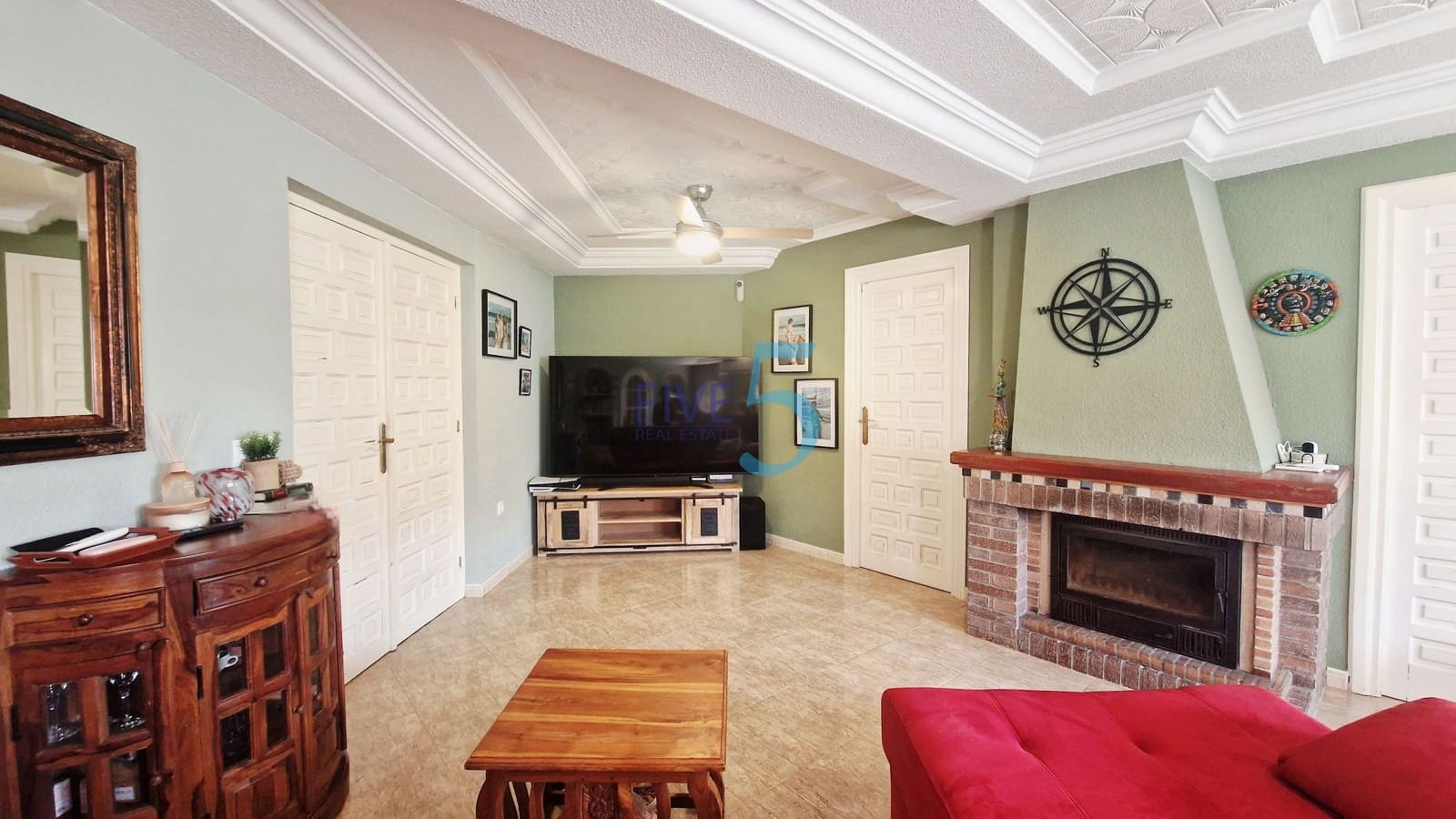 3 soverom Villa til salgs i Estrella de Mar med svømmebasseng garasje - € 298 000 (Ref: 9989493)