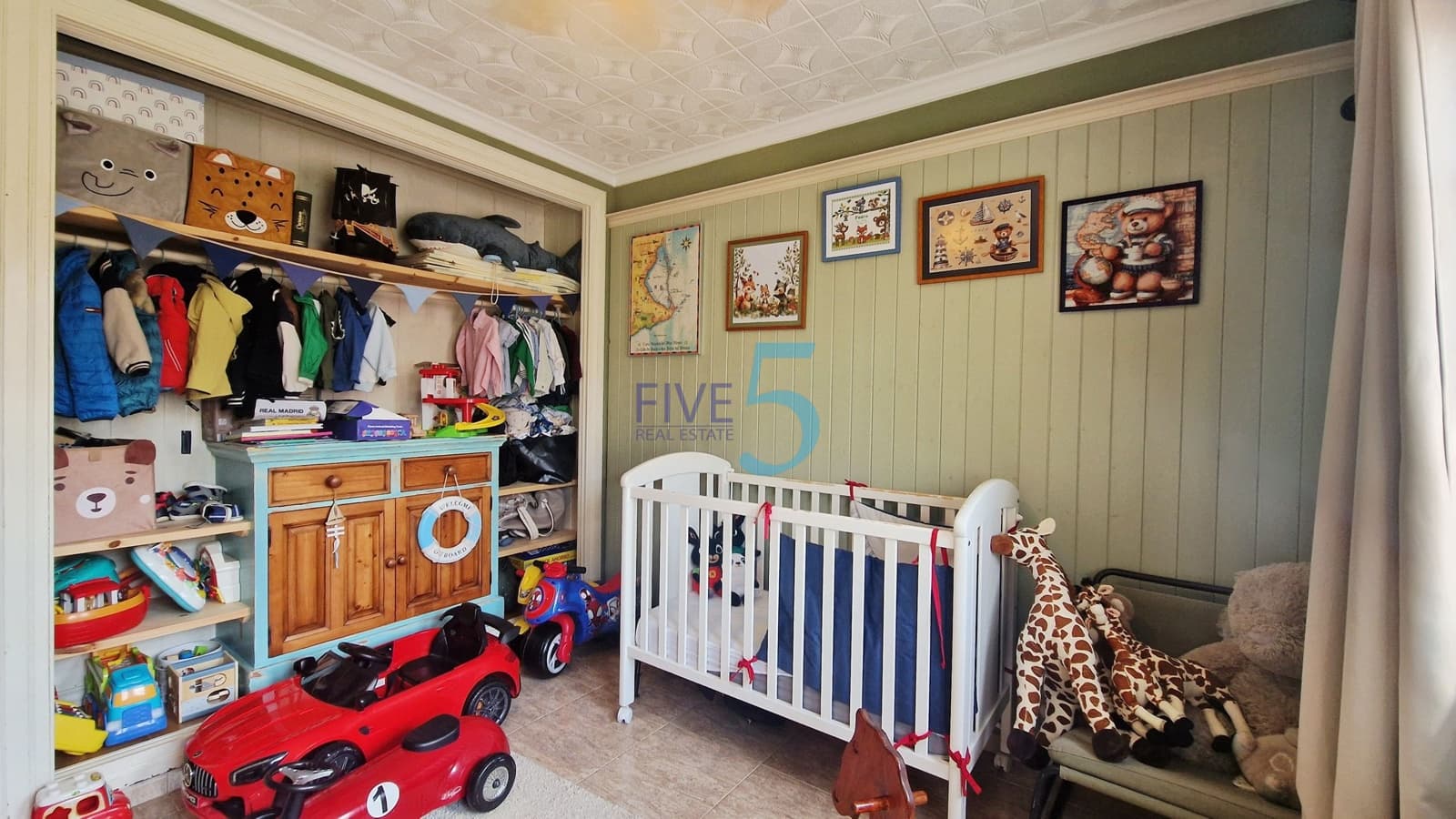 3 soverom Villa til salgs i Estrella de Mar med svømmebasseng garasje - € 298 000 (Ref: 9989493)